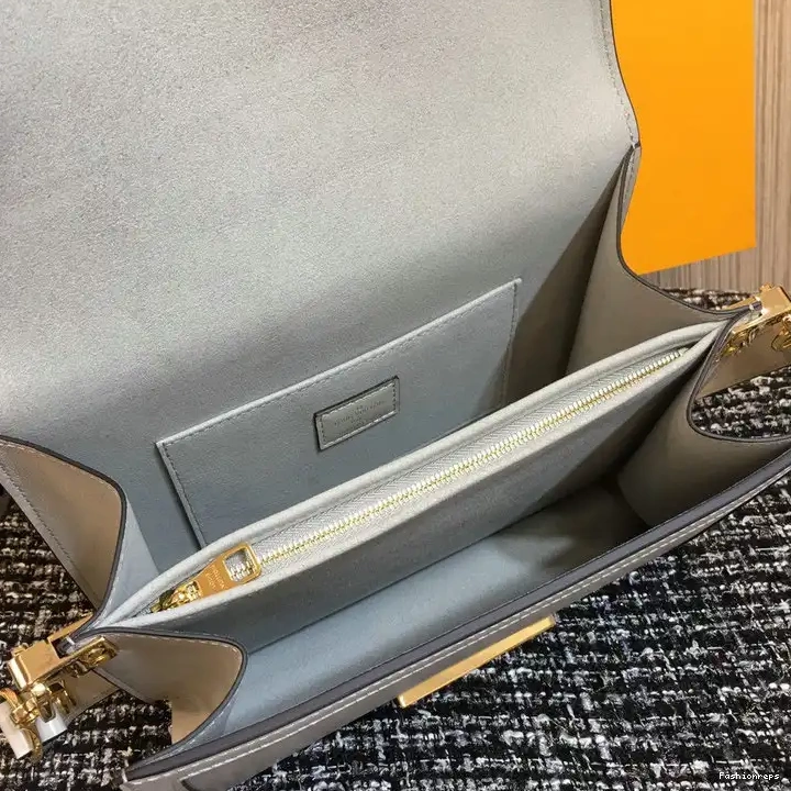 Fashionreps 20B570232 LV Bags 0508